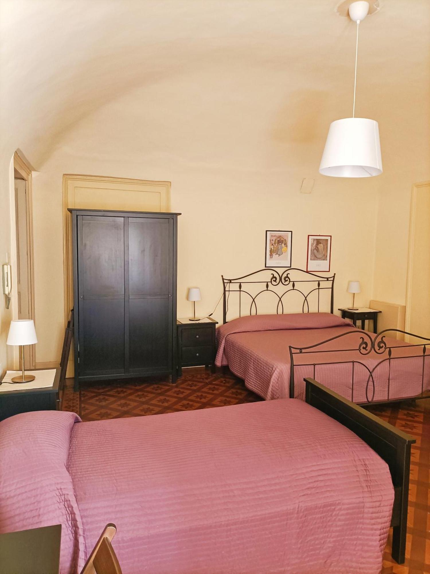 Ivana B&B カターニア エクステリア 写真