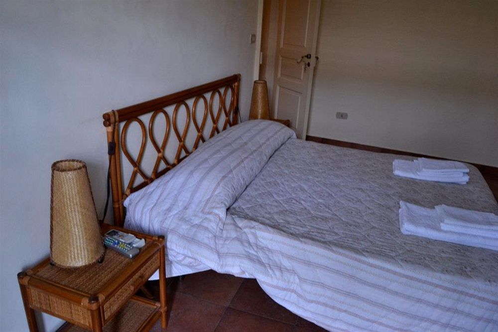 Ivana B&B カターニア エクステリア 写真