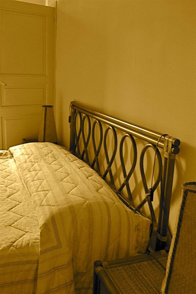 Ivana B&B カターニア エクステリア 写真